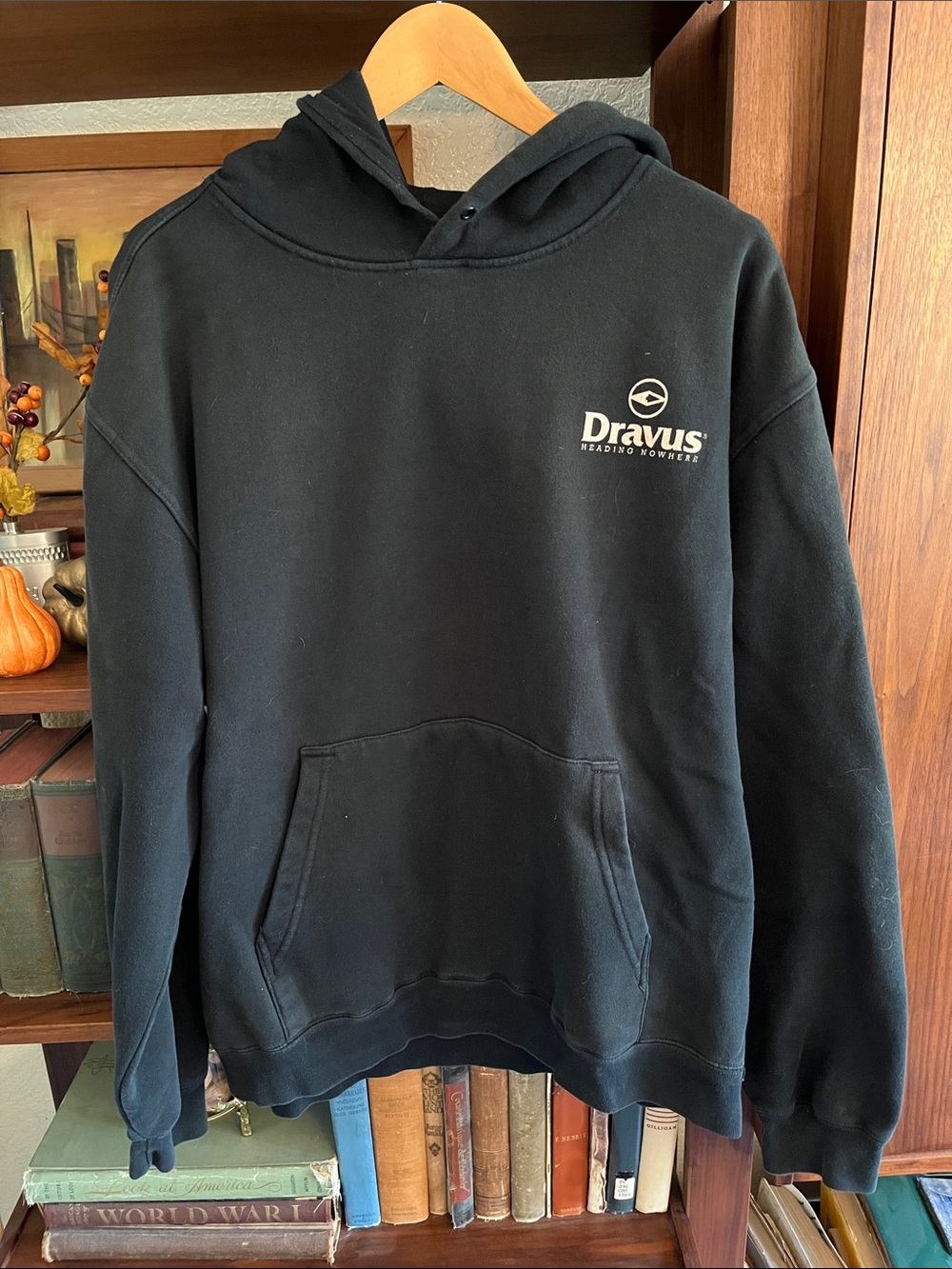 Dravus Men's Black Logo Pullover Hoodie